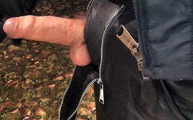 Leather Cop 32 (piss Cigar Cum Shots Xl)