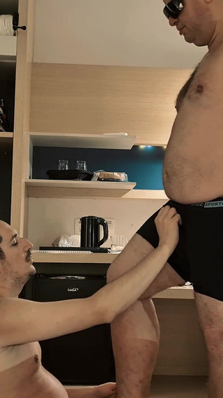 Cop Heavyhitterboxer: Sensual Domination in the Hotel Room