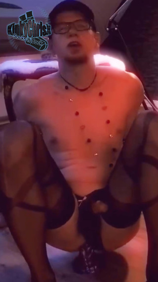 Kinkychrisx - Squirting in Nylons