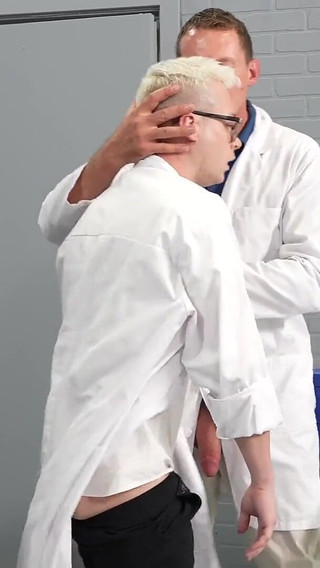 Aliens in Me Part 2 - Manupfilms