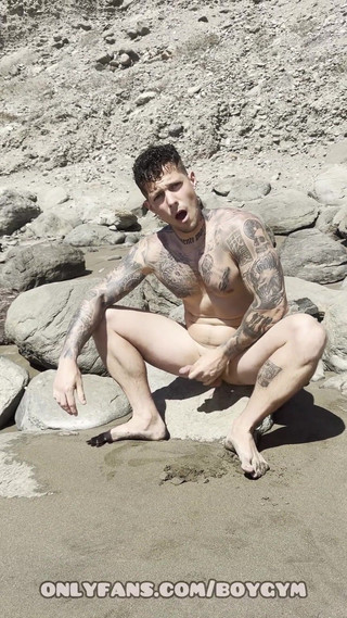 Gay Exhibitionist in a Nudist Beach