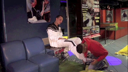 Snekaer domination in backroom in Milano