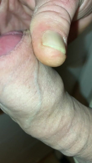 Foreskin Close up Cockhead Edging and Cumshot