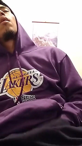 You Want to See Me Spill Milk on My Stepsister's Bed