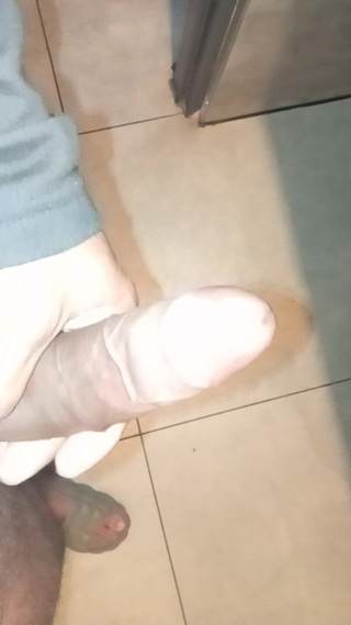 Jerkoff After Piss