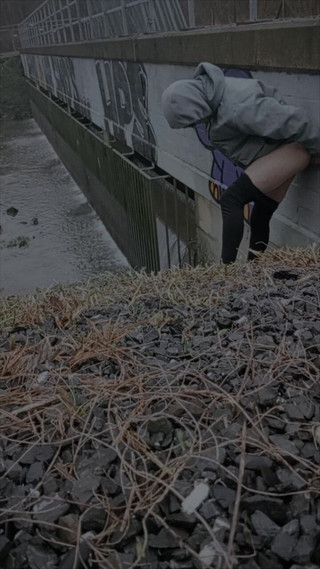 Boygrenzenlos Outdoor with Toy Uncut, Accident