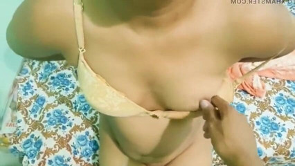 Desi Indian GF BF at Oyo Hotel Tight Pussy Fuck Hindi Xxxx, Desi Village Beautyful 18 Plua Girl Tight Pussy Sex Mms