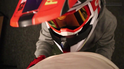 Gearhead in Mxhelmet Sucking Dick