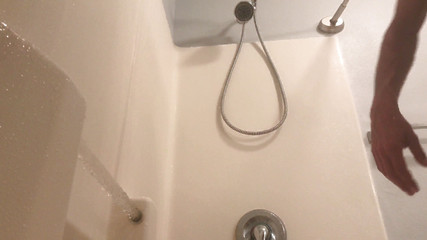 Raw video: Shower