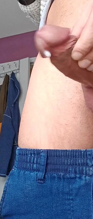 Arab Big Dick Cumshot