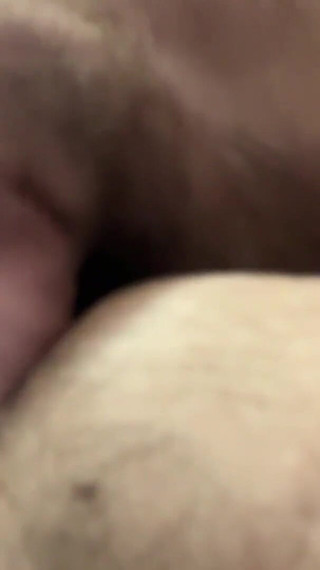 Stepdaddy Pete Breets Brett on His New Carpet