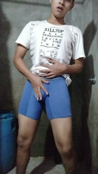 Alan Tokers Dancing In The Shower