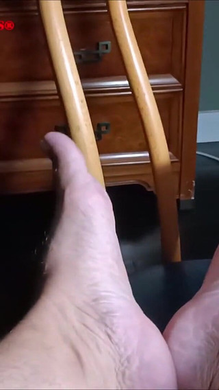 Big Feet, Mega Pole & a Massive Load HD