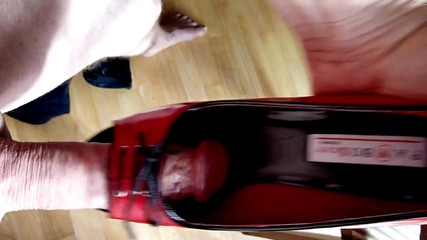 Shoefucking Sound with Cumshot.