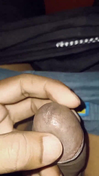 Aden Shows Palm and Rub His Cock