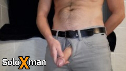 Acrobatic Boy Masturbates Against the Wall Because He's Horny - Soloxman