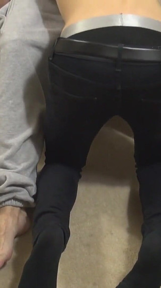 2 Twinks Love Feet and Big Cock
