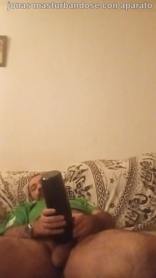 Jonas Masturbating with Bribrador