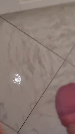 Amatoriale Sborrata - a Casa Da Solo per Natale