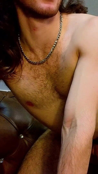 What I Do Alone When Nobody Sees Me... and I End up Overwhelmed with Pleasure