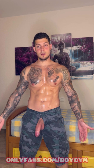 Real Military Cumslike an Animal