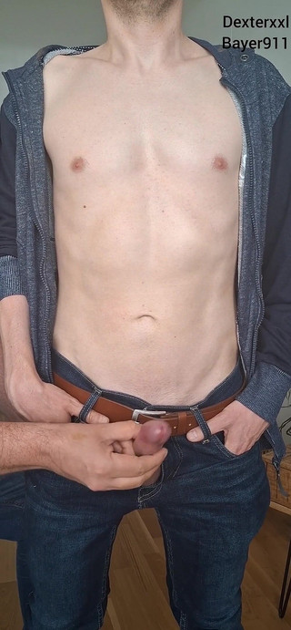 Sexy Skinny Young Get Milked From Stepdaddy Hand