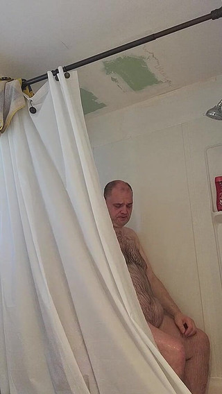 Who Wants to Take a Live Shower with Me