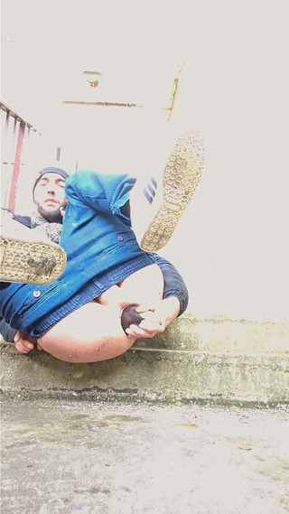 Clarabitch Arab Fuck Hard in Outdoor Parking