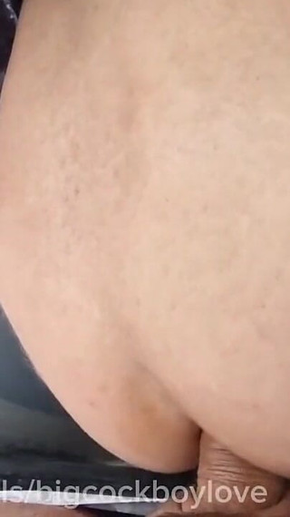 The Bitch on the Track Gave Her Holes for Fucking Without Condoms