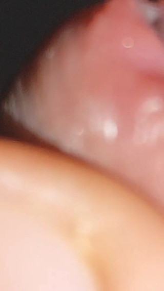 Hot Stepdaddy in Close-up of the Inside of the Glans!