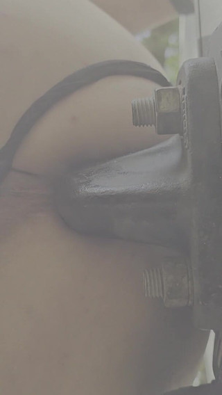 Jasminetv on Her Tow Ball